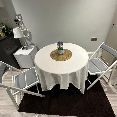 Апартаменты Guest&Rest 8 Лондон Экстерьер фото